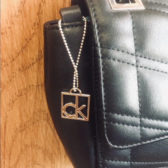 Calvin Klein purse - Picture 3 of 7